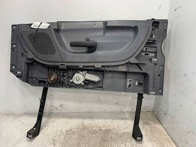 Used Freightliner Cascadia RH Window Regulator