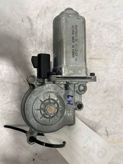 Used Freightliner Cascadia LH Window Motor