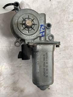 Used Freightliner Cascadia RH Window Motor