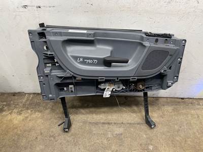 Used Freightliner Cascadia LH Window Regulator