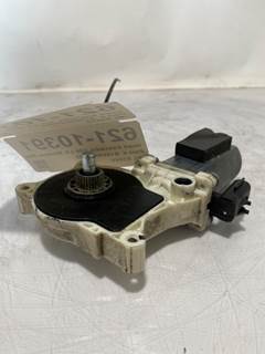 Used Freightliner Cascadia LH Window Motor