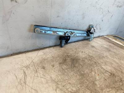 Used International RH LH Window Regulator