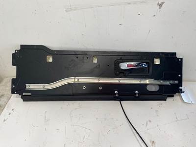 Used Peterbilt 389 RH Window Regulator