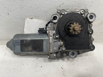 Used Volvo VNM Gen 2 RH Window Motor