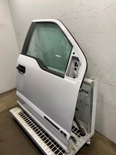 Used Ford F550 RH Door