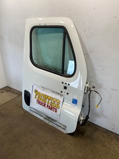 Used Freightliner Cascadia 125 RH Door