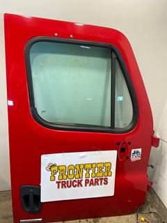Used Freightliner Cascadia RH Door