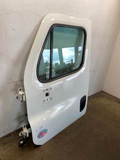 Used Freightliner Cascadia 125 LH Door