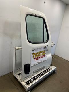 Used Freightliner Cascadia 125 RH Door