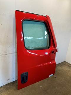 Used Freightliner Cascadia 126 RH Door