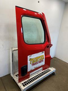 NTO Freightliner Cascadia 126 RH Door