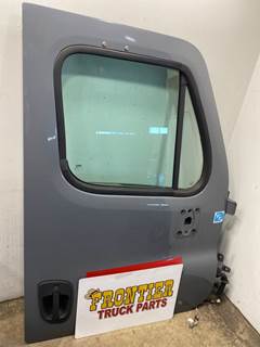 Used Freightliner Cascadia RH Door