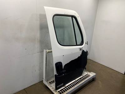 Used Freightliner Business Class M2 RH Door