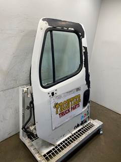 Used Freightliner Business Class M2 LH Door