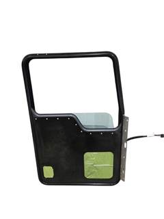 New Kenworth T800 Passenger Side Daylight Door