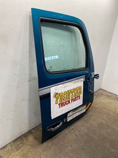 Used Peterbilt 579 RH Door