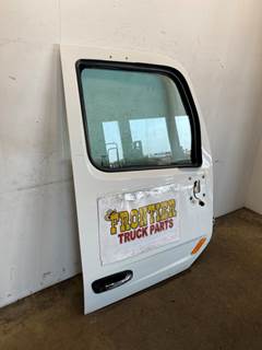 Used Peterbilt 579 RH Door