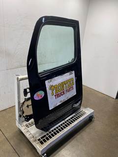 Used Peterbilt 579 LH Door