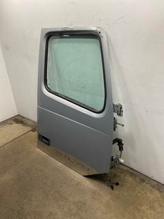 Used Volvo VNL Gen 2 RH Door