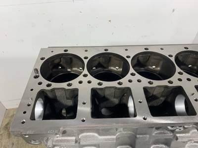 1996 Rebuilt Cummins M11 Celect Engine Block For Sale | Dorr, MI ...