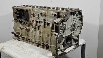 Rebuilt Detroit Diesel DD13 Engine Block