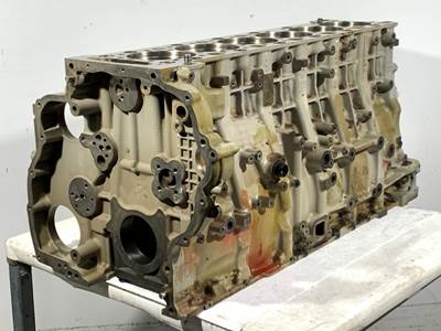 Rebuilt Detroit Diesel DD15 Engine Block