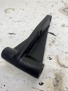 Used Caterpillar 3176 Engine Bracket