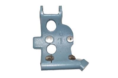 New Detroit Diesel Alternator Braket