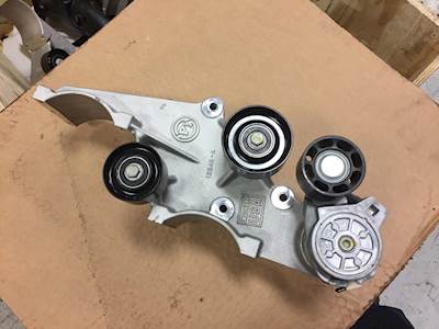 Used Detroit Diesel DD13 Alt-AC Mount W/Tensioners