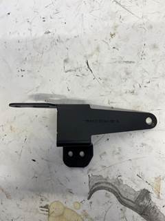 Used Detroit Diesel DD13 Engine Bracket