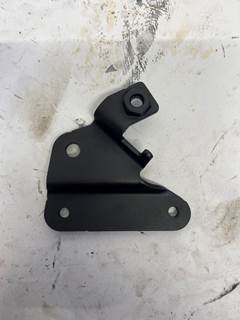 Used Detroit Diesel DD13 Engine Bracket