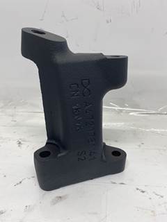 Used Detroit Diesel DD15 Radiator Bracket