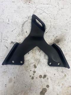 Used Detroit Diesel DD15 Front Lifting Bracket
