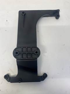 Used Detroit Diesel DD15 Support Bracket