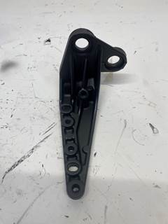 Used Detroit Diesel DD15 Intake Bracket