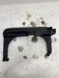 Used Detroit Diesel DD15 Air Cleaner Bracket