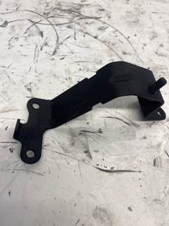 Used Detroit Diesel DD15 Fuel Line Bracket