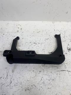 Used Detroit Diesel DD16 Support Bracket