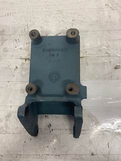 New Detroit Diesel Series 60 AC Compressor Bracket