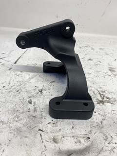 Used International Maxxforce 15 Oil Breather Bracket