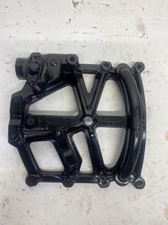 Used Mack MP7 Oil Pump Bracket