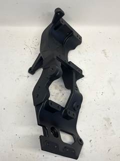 Used Mercedes OM460 Alt & A/C Bracket