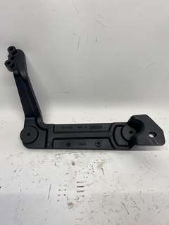 Used Paccar MX13 Breather Bracket