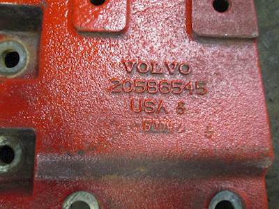 Used Cummins ISX Fan Hub Bracket