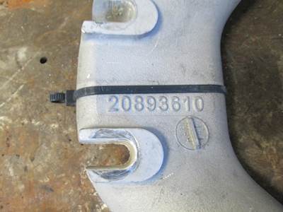 Used Volvo Fan Shroud Bracket