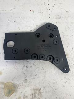 Used Volvo D11 Fan Hub Bracket
