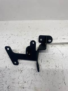 Used Volvo D13M Engine Bracket