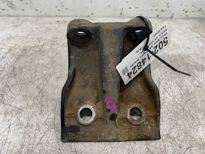 Used 4900 RH Engine Bracket