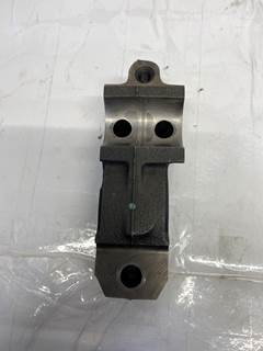 Used Detroit Diesel Series 60 14.0L Cam Bearing Cap  (Center)