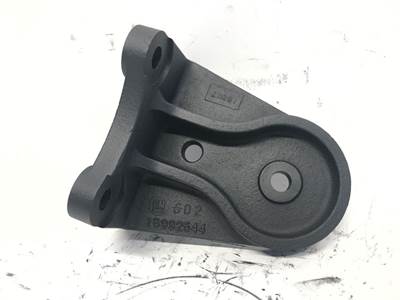 Used Caterpillar 3116 Rear Engine Mount